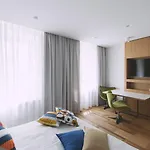 شقة Dragon's Den *